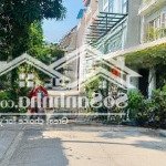 Giá rẻ, bán gấp nhà phân lô, ô tô vào nhà 40m2 x5 tầng, phố phùng hưng, 9 tỷ
