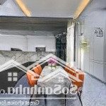 Nhà chủ ở kiên cố xây dựng cho con mỹ thuật đẹp nhất q3 giá tốt nhất 5tỷ1 an ninh văn hoá sạch sẽ
