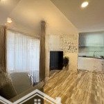Cho thuê 3pn 2wc có slot ô tô, đầy đủ nội thất, giá tốt 22 triệu/tháng dọn vào ở ngay