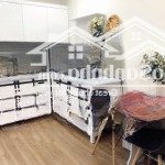Chính chủ cho thuê căn hộ studio đủ đồ trinity đường hồ mễ trị giá 10 triệu. l/h: 0917748822