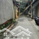 Tây hồ nhà đẹp ở ngay - ô tô đỗ cửa - ngõ thông - gần phố . dt 33m*5 tầng, giá 5.75tỷ .