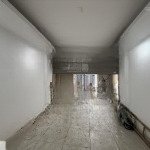 Lạc long quân dt 50m2 5.5 tầng, thang máy, ô tô vào nhà