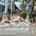 Cho thuê nhà mặt phố nguyễn ngọc vũ. giá 20tr kinh doanh sầm uất