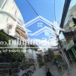 Bán nhà mặt phố ngang 5m, giá 20 tỷ. 3 tầng, đường nguyễn thiện thuận. quận bình thạnh