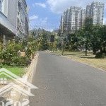 Cho thuê shophouse đẹp, kim sơn, q7, 120 triệu, 600m2