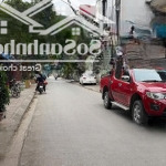 Phân lô ô tô tránh - ngõ thông chạy vòng quanh - thoáng trước sau - gara ô tô - dân xây chắc chắn.