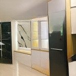 Nhà cần tiền bán căn hộ toà s205 tại vinhome oceanpark , giá 2,35 tỷ bao phí, ban công đông nam