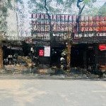 Mảnh đất vàng mặt phố dịch vọng hậu, cầu giấy. diện tích khủng, mặt tiền rộng xây gì cũng đẹp.