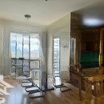 Căn 2pn nội thất như hình, dt 61m2 view thoáng có bancon nhìn về bitexco, landmark