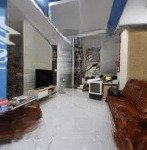 Người nhà cần chuyển nhượng gấp căn nhà 3 tầng mt 7m5 đường nguyễn hanh, hòa cường nam