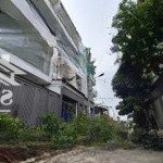 6,1 tỷ - bán nhà 4 tầng, ngay mặt phố 4pn 4wc 80m2 tại lê văn lương