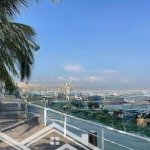 Nhà lk mặt biển đảo ngọc tuần châu. nhìn ra bến du thuyền. view vịnh. xây 5 tầng. giá trên 7 tỷ
