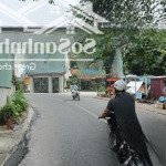 Nhà mặt tiền đường nhựa thuận tiện kinh doanh mua bán