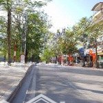 Bán nhà mặt đường hai bà trưng,vị trí cực đẹp,kinh doanh buôn bán cực tốt ,đang cho thuê tốt