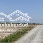 đất mặt tiền đường bờ kênh, vị trí rất đẹp, ngan 250 mét x 100 m2