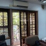 Bán nhà mặt phố lý nam đế - hướng đông nam - 125m giá thỏa thuận.