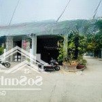 Bán nhà trệ lầu 2 mặt tiền thoáng mát, sau siêu thị bigc go - gần chợ dĩ an