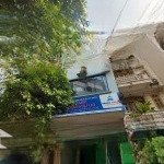 Cho thuê nhà 76a ngõ 60 vũ phạm hàm, dt: 105m2 x 6t mt: 5,5m, đường 2 ô tô tránh nhau
