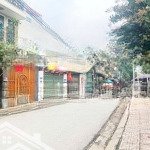 Cần tiền bán gấp nhà sài đồng, long biên. phân lô, vỉa hè, mặt chợ kinh doanh. 106m2 - 20.5 tỷ