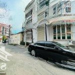 1 lô duy nhất cách hoàng diệu ii 20m, hẻm nhựa 6m, góc 2mt 114,4m2 ngang 6.2m giá 9 tỷ