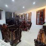 Bán nhà q cầu giấy, nhà phố dịch vọng. nhà đẹp ở ngay 50m2 xây 5 tầng, 11,2 tỷ