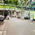 Bán nhà mặt phố mai dịch, vị trí đắc địa, 70m2, 4 tầng, 22,4 tỷ, sau nhà mặt ngõ cực hiếm