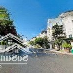 Cần bán biệt thự lideco bắc 32 , dt 145m , cách 20m ra hồ điều hòa , hoàn thiện đẹp, có thang máy