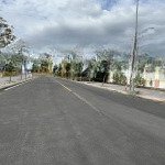 đất khu hạt nhân 100m2, cách biển chỉ 200m đi bộ, giá thu vốn chỉ 2tỷ450 bao sổ