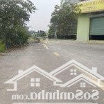 đất đẹp khu dịch vụ trước mặt là đường vành đai 3.5 - tương lại giá trị tăng cao.