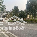 Cặp góc 4 tầng. view công viên. sẵn sổ. lh: 0966 343 969