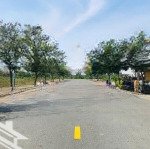 Khu dân cư xuyên á, đường 22m. chắc chắn không còn lô tốt hơn
