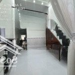 Bán nhà đẹp 1 tầng 1 gác lửng vĩnh hải dt 79,2m2, đường rộng 2m, tiện ích xung quanh đầy đủ, 2.7ty