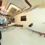 Nhà dân xây mặt đường tuyến 2 văn cao