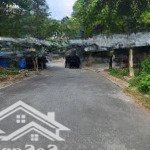 Bán đất khu kiến á quận 9. diện tích 110m ( 522) đường 11. hướng đông nam . giá 10.5 tỷ. có sổ.