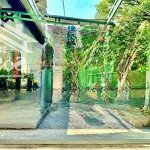 Cho thuê biệt thự 230f pasteur, q3 sânvườn, hồ bơi, khu vực trung tâm_dt: 21.5m x 26.9m giá 7.000$