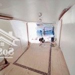 C.h.o t.h.u.ê n.h.à mặt đường quán nam. 100m2, 4,5 tầng, 4 ngủ 25 triệu-0912473845