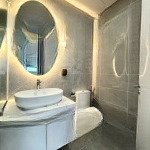 Bán ch 2pn, 63m2, giá siêu hời 6,95 tỷ tại brg - the diamond residence, thanh xuân, hn