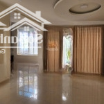 Cho thuê nhà nguyên căn mt nguyễn đình chiểu quận 3. trệt, 3 lầu. dt: 6x18m. lh: 0902 589 310
