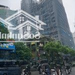 Cho thuê nhà mặt phố trung hòa, trung kính, vũ phạm hàm. diện tích 150m2 x 5 tầng. lh 0866696199