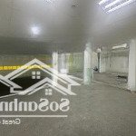 Văn phòng 110m2 giá 28 triệu mặt tiền cách mạng tháng 8, bến thành, quận 1