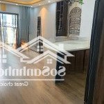 Chính chủ bán căn 93m2 3pn ban công đông nam giá nhỉnh 5 tỉ, sổ chính chủ