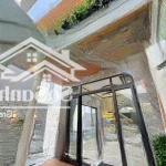 Bán gấp nhà đẹp 2 tầng sân vườn, gần cầu rồng, trung tâm tp, tặng full nội thất, dt đất khủng