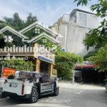 Bán nhà nguyễn hữu cảnh, 3 tầng (8x24m), tiện xây mới hầm + 6 tầng, đường 8m, oto ngủ trong nhà