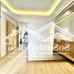 Nhà 1trệt, 2lầu, 4phòng ngủ, 4wc, ban công, sân thượng, trước sau, phòng khách thoáng mát quanh n