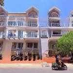 Biệt thư mt đường số kdc himlam q7 | giá tốt 35 tỷ (còn 2 căn)