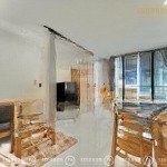 Cho thuê căn hộ cao cấp full nội thất, ban công,máy giặt riêng gần sân bay tsn thuận tiện qua etown
