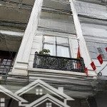 Phân lô - ô tô đỗ cửa - thiết kế sang trọng chỉ vác vali tới ở - vị trí trung tâm