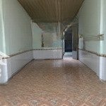 Bán lô đất đẹp-4,5x19-tặng nhà cấp 4-hxh đậu cổng-1 căn ra mặt tiền thống nhất gv-88m2-chỉ 6 tỷ tl