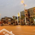Bán nhà 3 tầng 95m2 đường nguyễn tất thành liên bảo đối diện trường nghề việt đức vị trí vàng