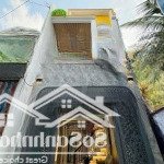 Bán nhà riêng đường phạm văn bạch, 61m2, tân bình, hcm - giá 2tỷ550